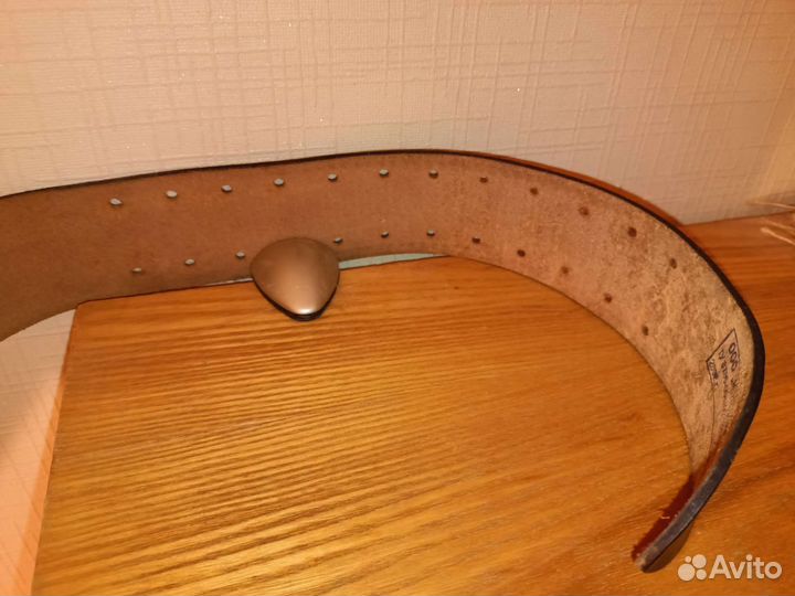 Мужской кожаный ремень