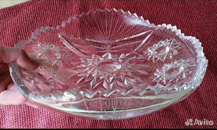 Ваза хрустальная интерьерная