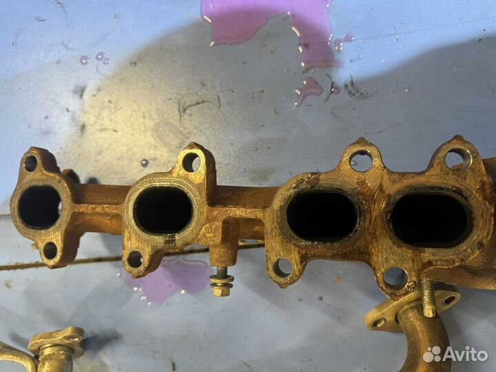 Выпускной коллектор toyota hilux 8 2.4