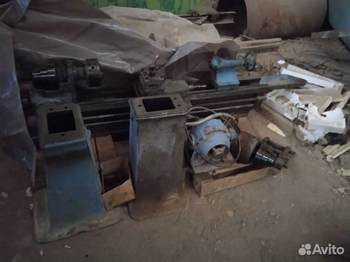 Токарный станок