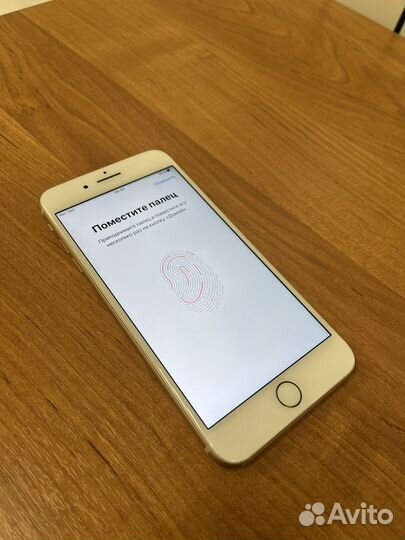 iPhone 8 Plus, 64 ГБ
