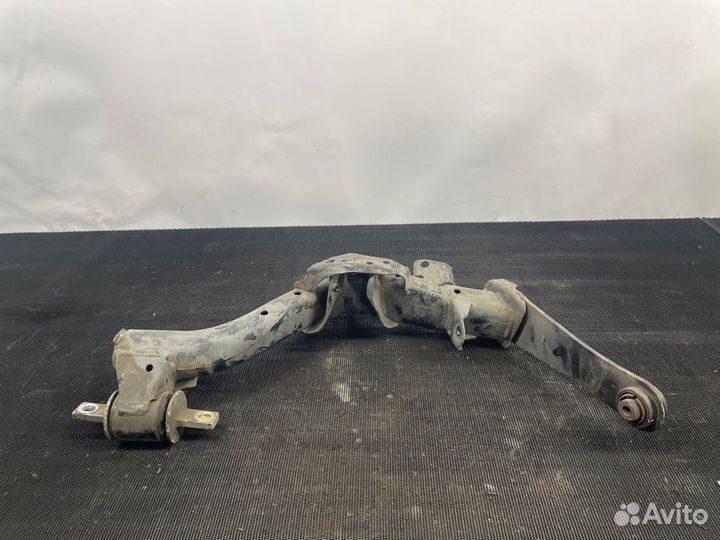 Рычаг подвески задний левый Honda Cr-V 4 RM