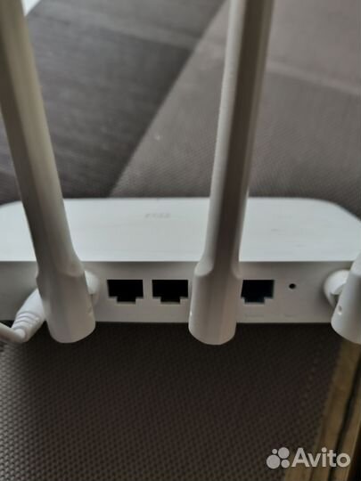 Маршрутизатор Xiaomi Mi Router 4C