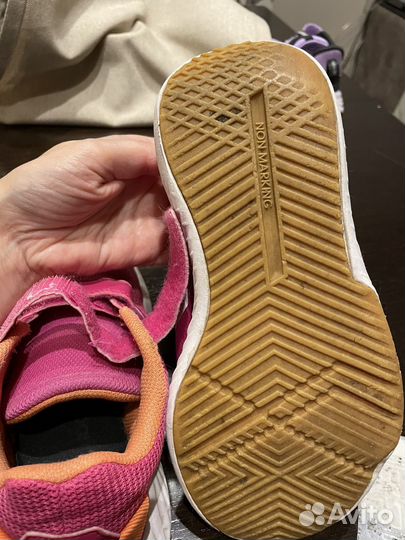 Кроссовки adidas для девочки
