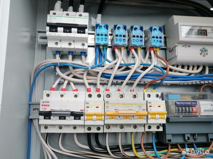 Электрик. Срочный выезд. Услуги электрика