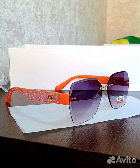 Солнцезащитные очки