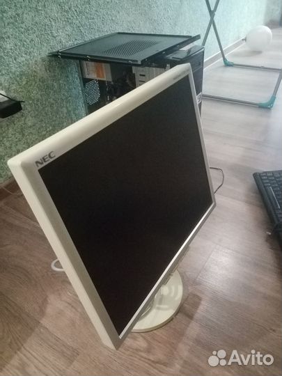 Монитор для компьютера бу