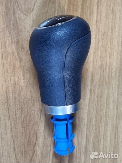 Рукоятка рычага МКПП Audi A2 8Z0