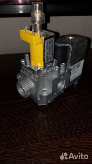 Газовый эл-магнитный клапан Honeywell VK4105M 5181