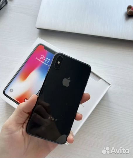 iPhone X, 64 ГБ