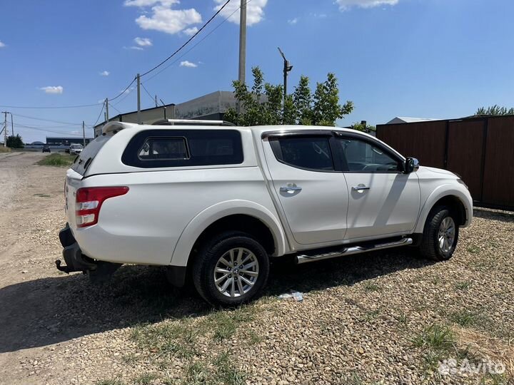 Mitsubishi L200 2.4 AT, 2016, 250 000 км