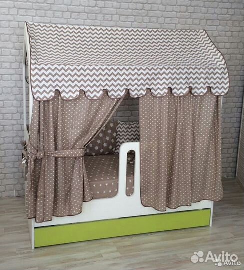 Детская кровать Домик