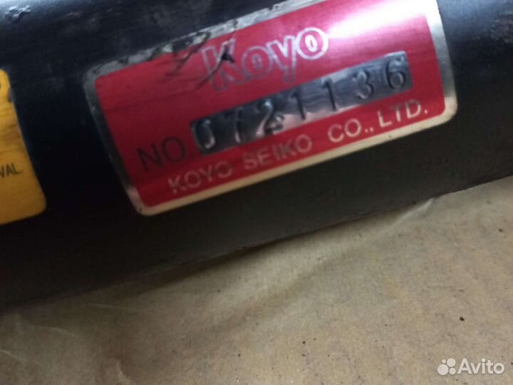 Mitsubishi Pajero 3 3,2DI-D рулевая рейка Koyo