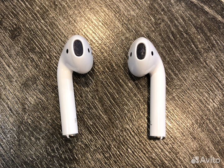 Беспроводные наушники apple airpods