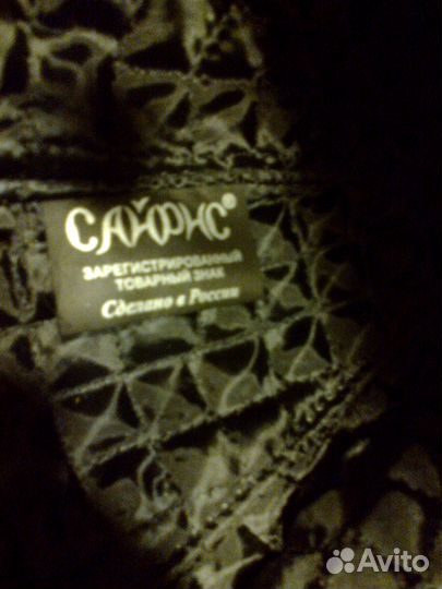 Шапка из натуральной кожи с отделкой из нерпы