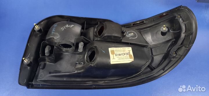 Фонарь левый задний toyota carina AT190