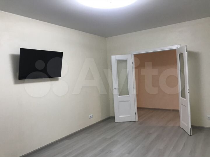 2-к. квартира, 62 м², 3/8 эт.