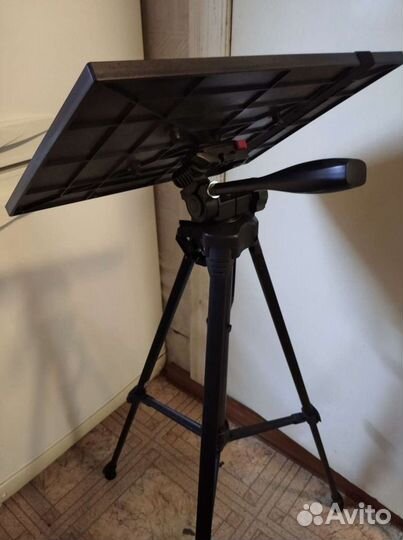 Штатив - подставка для проектора с площадкой 29*39