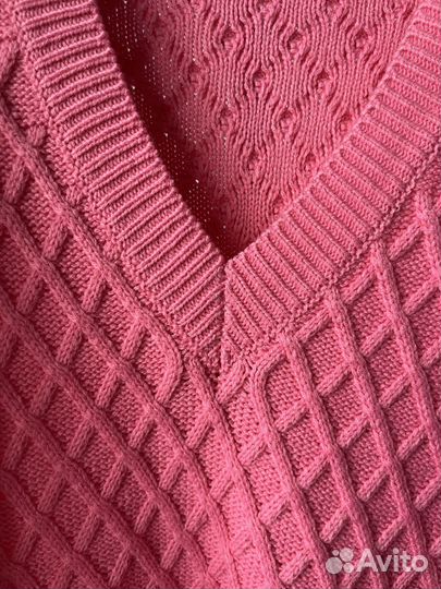 Жилетка женская вязаная