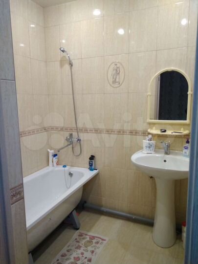 2-к. квартира, 60 м², 10/10 эт.