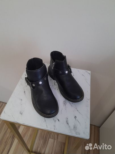 Ботинки демисезонные для девочки размер 32