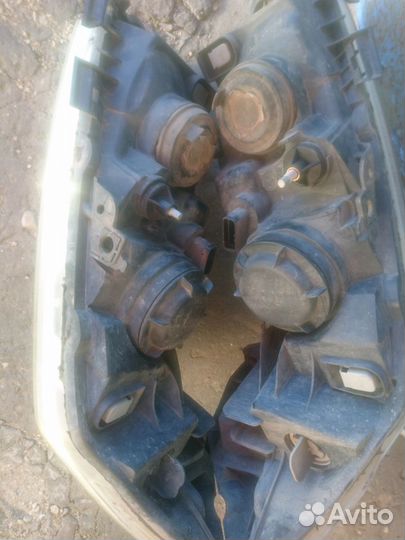 Фары рено меган 2