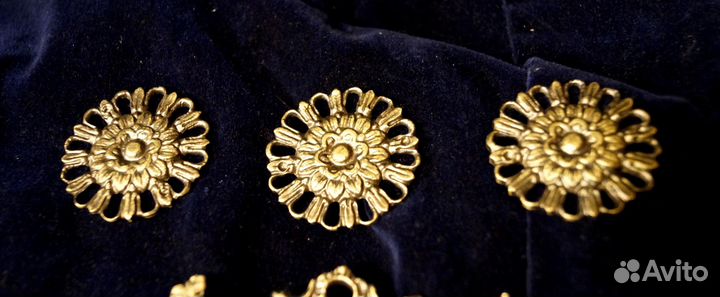 Бронзовые накладки для старинной мебели