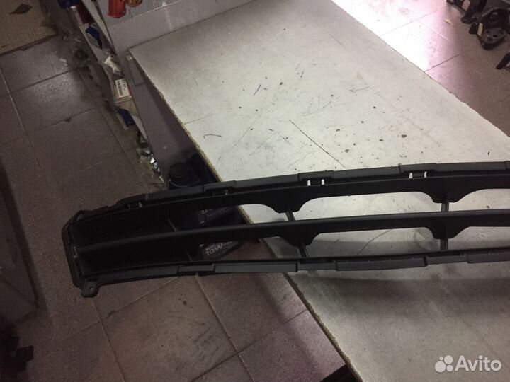 Решетка бампера solaris restaling 86561-4L500