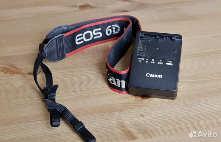 Зеркальный фотоаппарат Canon 6D mark ii