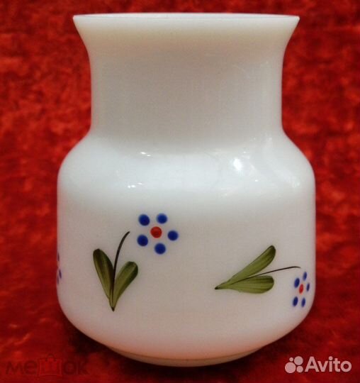 Ваза/Вазочка. Молочное стекло. Роспись СССР