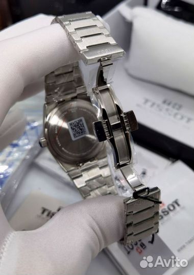 Красивые женские наручные часы Tissot PRX