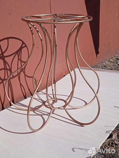 Подставка для цветов напольная