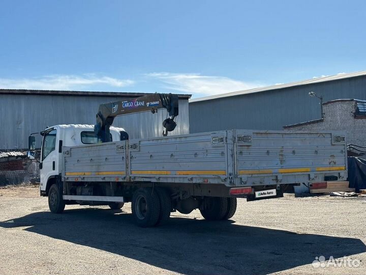 Isuzu NQR90 с КМУ, 2014