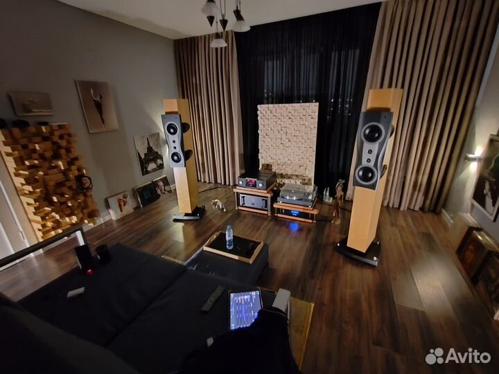 Усилитель Mark levinson 5805