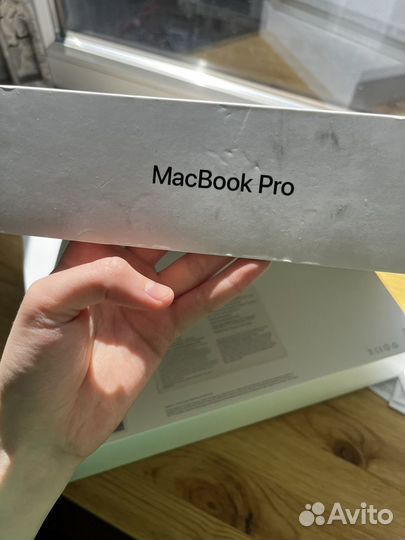 Коробка macbook pro 2017
