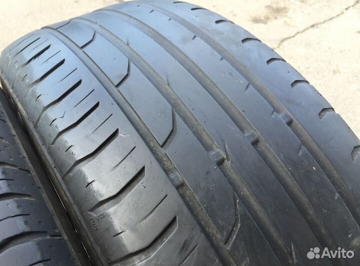 Continental ContiPremiumContact 2 215/60 R17