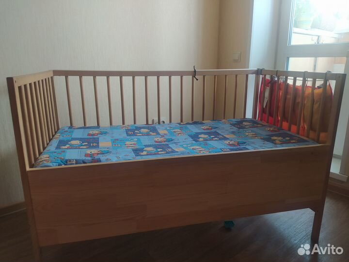 Продам кроватку детскую IKEA береза 120х60см