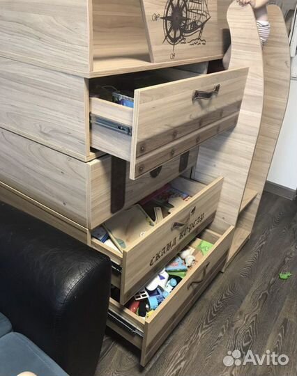 Кровать- чердак Корсар+шкаф