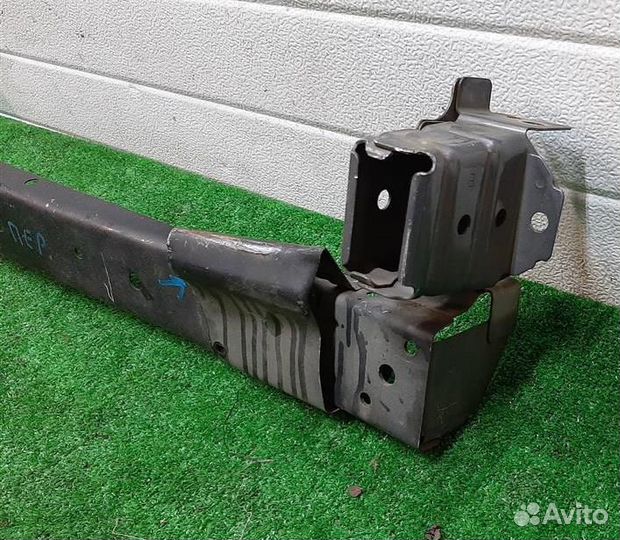 Усилитель бампера переднего Honda CR-V 2 (RD5) 20