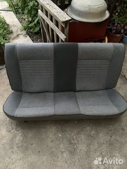 Комплект сидений volkswagen golf 2