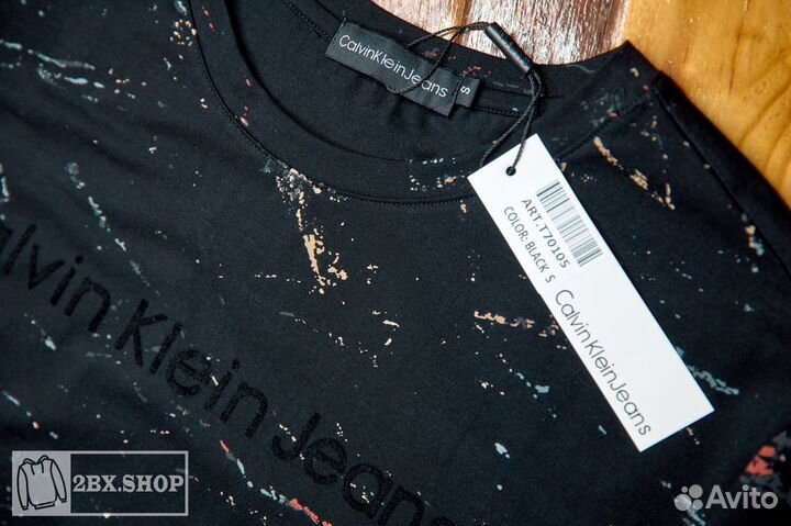 Летний костюм Calvin Klein