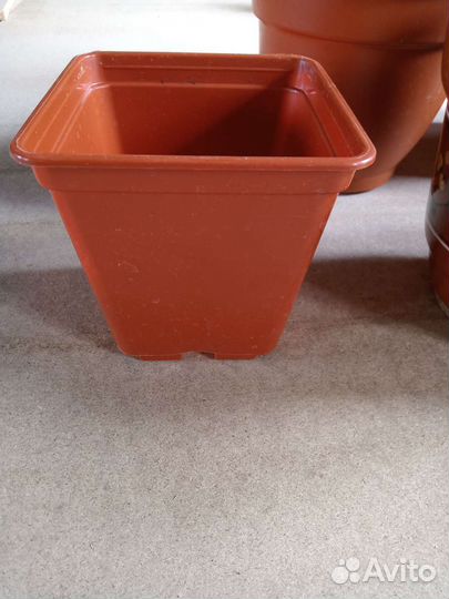 Горшки цветочные