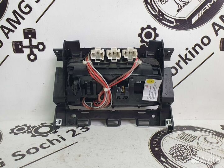 Задний прикуриватель (пепельница) для Audi A8 D4