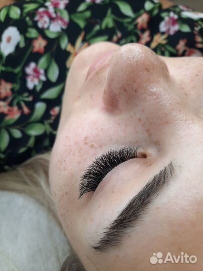 Наращивание ресниц