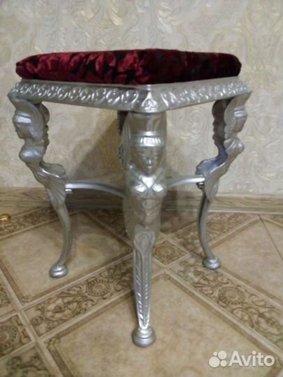 Табурет нимфы