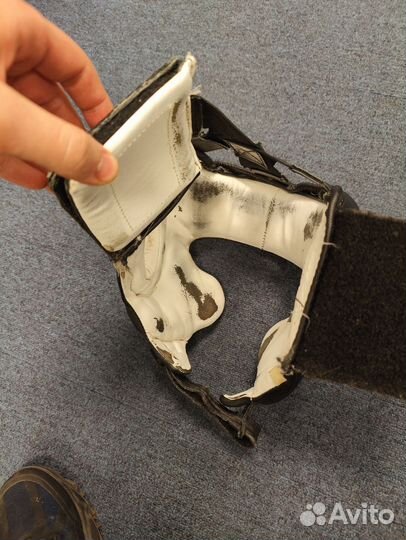 Боксерский шлем Title