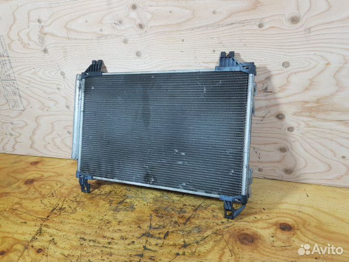Радиатор кондиционера Toyota Vitz SCP90 2szfe 2010