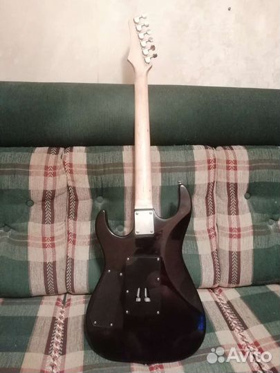 Электрогитара