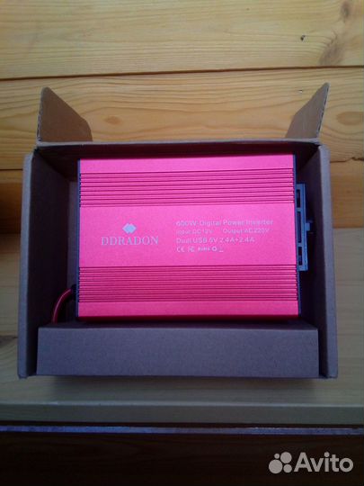 Инвертор (преобразователь ) DC 12 в AC 220