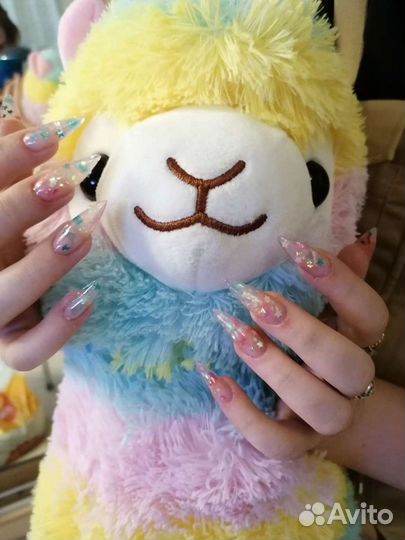 Наращивание ногтей, Педикюр